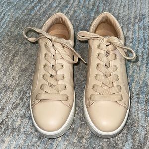 Women’s Steve Madden Sneakers, Size 7